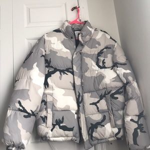 Urban outfitters grey/white/black puffer jacket.